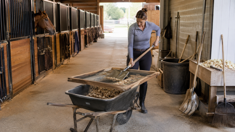 How to Time a Stall-Cleaning Workflow Without Rushing the Horse Care